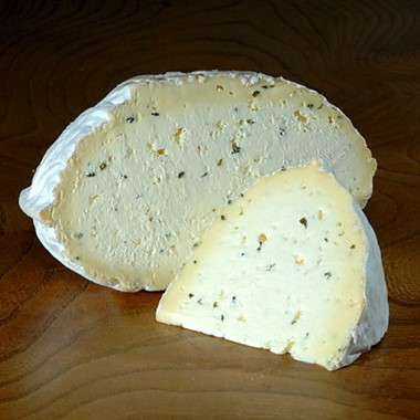 Sharpham Rustic with Chives & Garlic