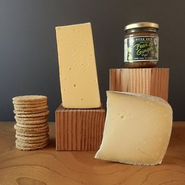 gift boxes for under £30